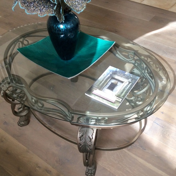 New Anthropologie Catalog 140 pages table book - Picture 3 of 15